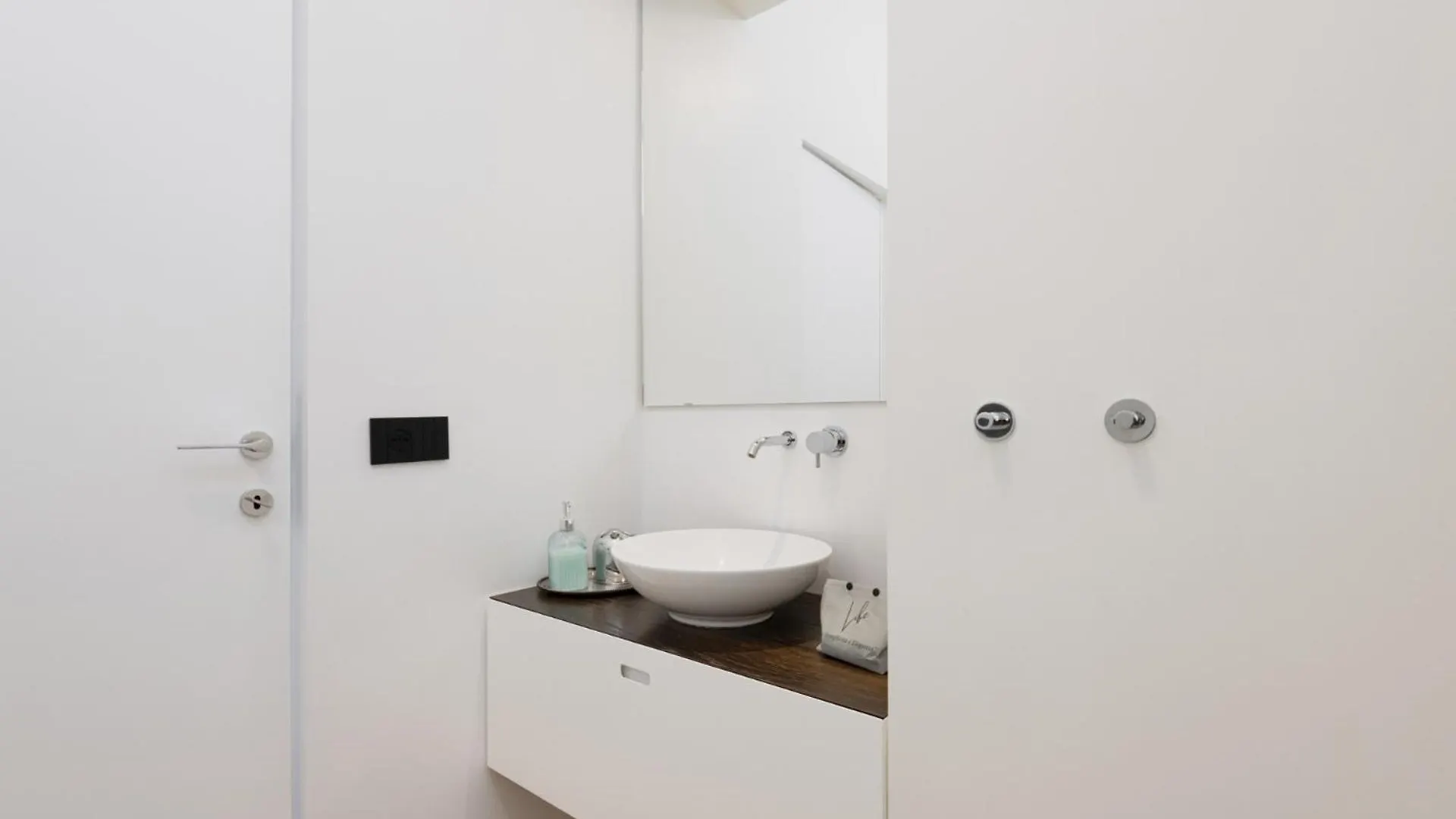 Easylife - Incantevole Dimora Con Terrazza Milan Apartment